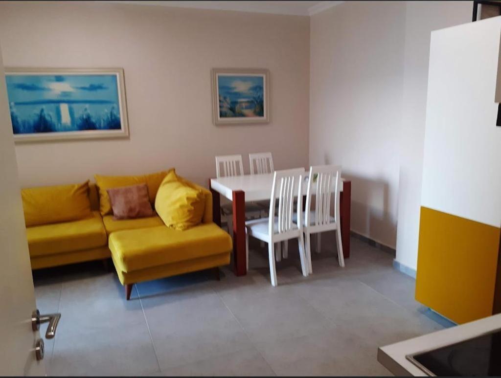 Holiday Home Sakes ภายนอก รูปภาพ